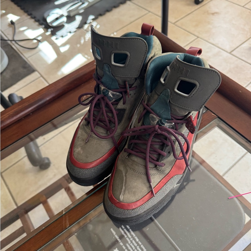 Jordan Athletic Shoes Red and Green High-Top Performance